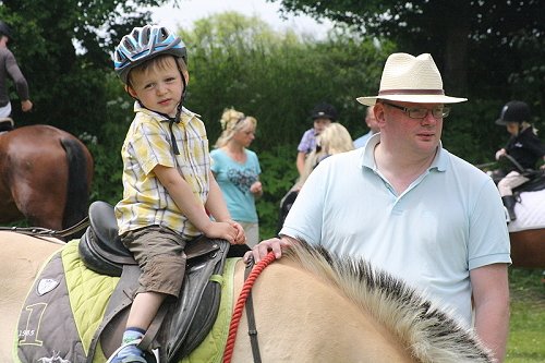 Kinderringreiten am 08. Juni 2013