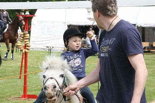 Kinderringreiten am 08. Juni 2013