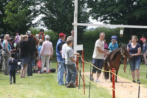 Kinderringreiten am 08. Juni 2013